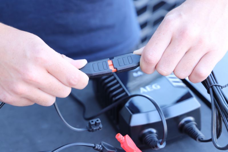 Batterieladegerät LD8